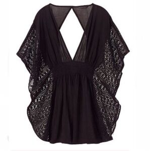 EUC- Victoria’s Secret Batwing Plunge Swim Caftan/Cover